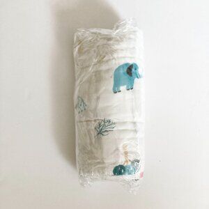 JULBEAR 6 Pack Burp Cloths, White/Pattern